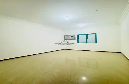 Apartment - 1 Bedroom - 1 Bathroom for rent in New Salata - Salata - Doha