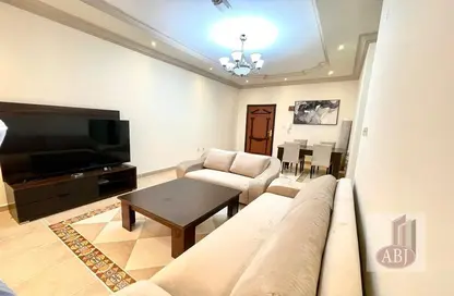 Apartment - 2 Bedrooms - 2 Bathrooms for rent in Thabit Bin Zaid Street - Al Mansoura - Doha