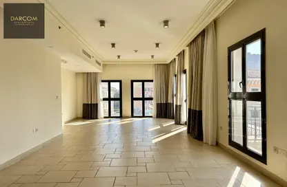 Apartment - 3 Bedrooms - 4 Bathrooms for rent in Teatro - Qanat Quartier - The Pearl Island - Doha