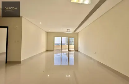 Apartment - 2 Bedrooms - 2 Bathrooms for rent in Marina Residences 195 - Marina District - Lusail