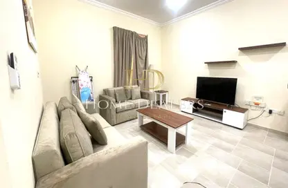 Apartment - 2 Bedrooms - 2 Bathrooms for rent in Al Nasr Street - Al Nasr - Doha