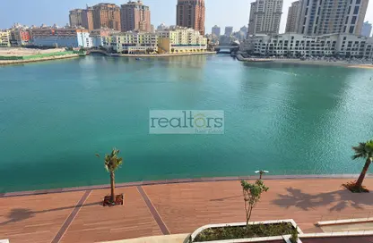 Apartment - 1 Bedroom - 2 Bathrooms for rent in Gewan Island - The Pearl Island - Doha