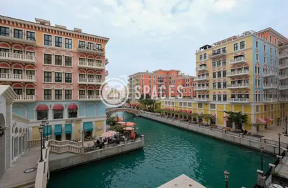 Apartment - 3 Bedrooms - 4 Bathrooms for rent in Carnaval - Qanat Quartier - The Pearl Island - Doha