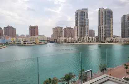 Apartment - 1 Bedroom - 2 Bathrooms for rent in Gewan Island - The Pearl Island - Doha