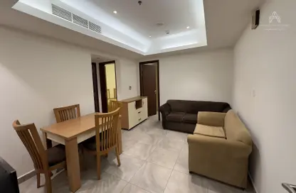 Apartment - 2 Bedrooms - 1 Bathroom for rent in Al Sadd Road - Al Sadd - Doha