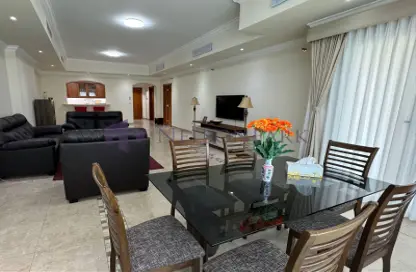 Apartment - 1 Bedroom - 2 Bathrooms for rent in West Porto Drive - Porto Arabia - The Pearl Island - Doha