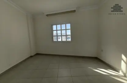 Apartment - 2 Bedrooms - 2 Bathrooms for rent in Al Mansoura - Al Mansoura - Doha