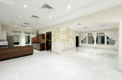 Villa - 3 Bedrooms - 4 Bathrooms for rent in West Bay Lagoon Villas - West Bay Lagoon - West Bay Lagoon - Doha