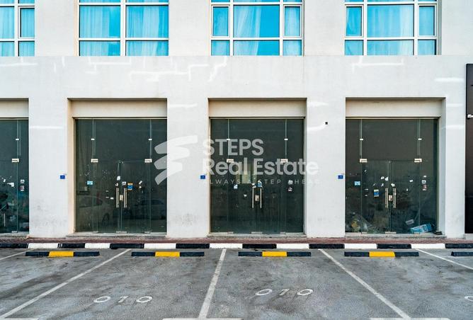 Shop - Studio for rent in Al Thumama - Al Thumama - Doha