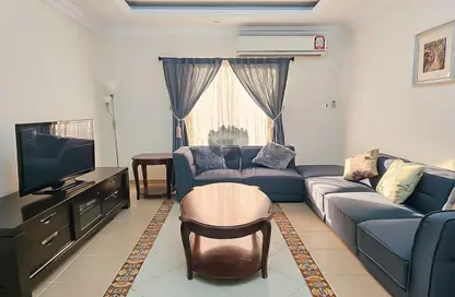 Apartment - 2 Bedrooms - 2 Bathrooms for rent in Al Sadd Road - Al Sadd - Doha