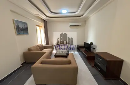 Apartment - 2 Bedrooms - 2 Bathrooms for rent in Al Sadd Road - Al Sadd - Doha