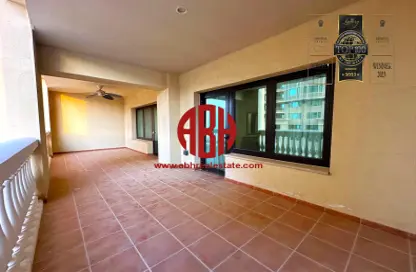 Apartment - 1 Bedroom - 2 Bathrooms for rent in Tower 18 - Porto Arabia - The Pearl Island - Doha