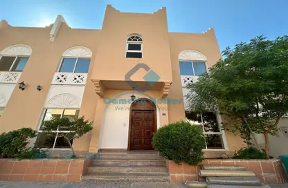 Villa - 4 Bedrooms - 4 Bathrooms for rent in Old Airport Road - Old Airport Road - Doha