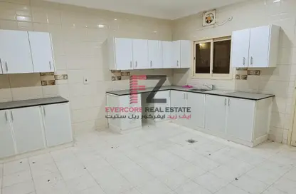 Villa - 6 Bedrooms - 5 Bathrooms for rent in Al Thumama - Al Thumama - Doha