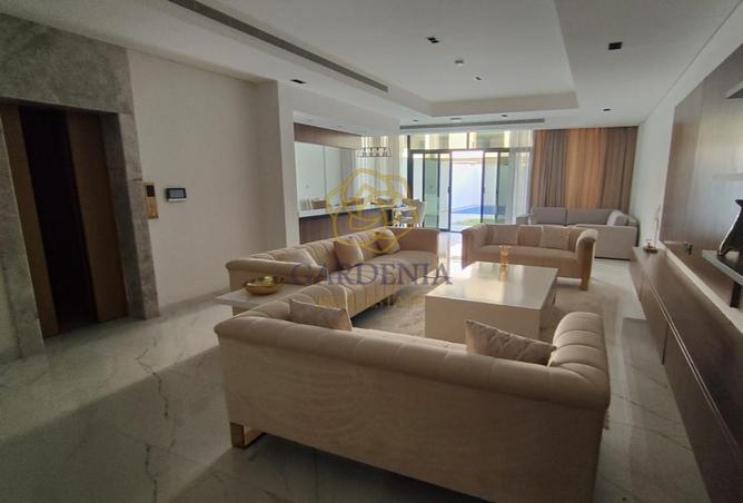 Townhouse - 5 Bedrooms - 6 Bathrooms for sale in Qatar Entertainment City - Lusail
