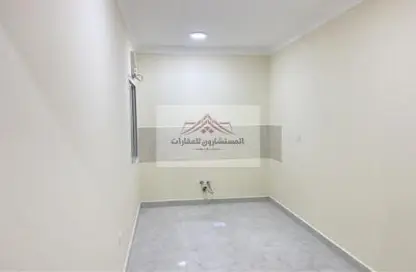 Penthouse - 2 Bedrooms - 2 Bathrooms for rent in Umm Salal Ali - Umm Salal Ali - Doha