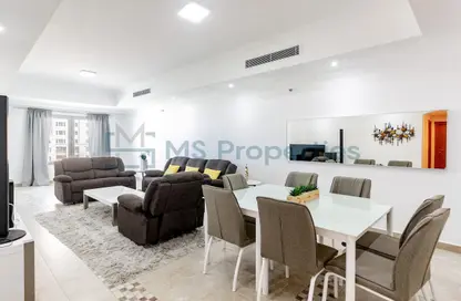 Apartment - 2 Bedrooms - 3 Bathrooms for rent in West Porto Drive - Porto Arabia - The Pearl Island - Doha