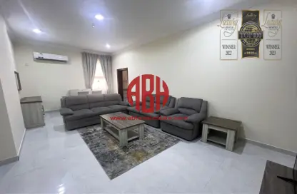 Apartment - 2 Bedrooms - 2 Bathrooms for rent in Al Doha Plaza - Al Sadd - Al Sadd - Doha