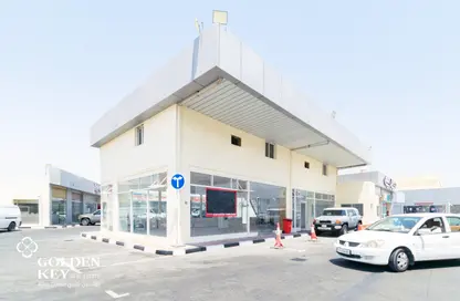 Retail - Studio - 2 Bathrooms for rent in Industrial Area 1 - Industrial Area - Doha