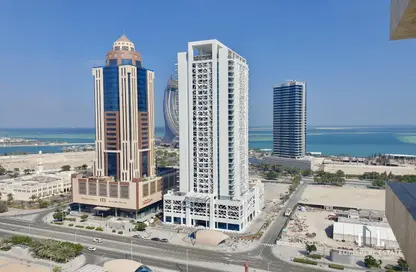 Apartment - 2 Bedrooms - 2 Bathrooms for rent in Marina Tower 23 - Marina District - Lusail