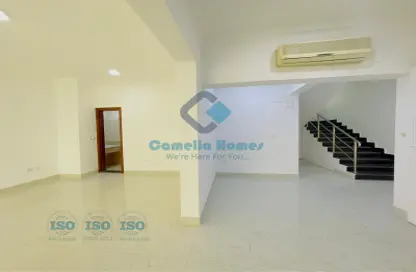 Villa - 4 Bedrooms - 4 Bathrooms for rent in Al Hanaa Street - Al Gharrafa - Doha