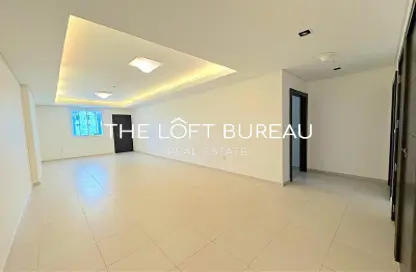 Apartment - 1 Bedroom - 2 Bathrooms for rent in Viva West - Viva Bahriyah - The Pearl Island - Doha