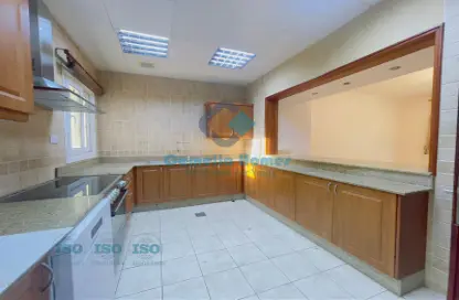 Villa - 3 Bedrooms - 4 Bathrooms for rent in Ain Khaled - Ain Khaled - Doha