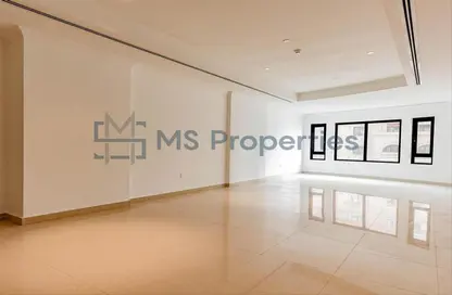 Apartment - 1 Bedroom - 2 Bathrooms for sale in East Porto Drive - Porto Arabia - The Pearl Island - Doha