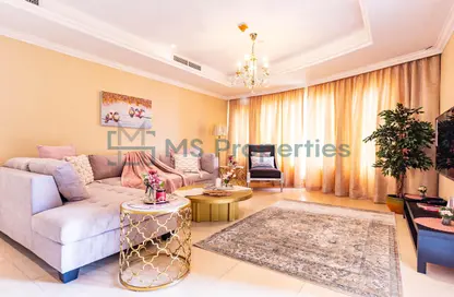 Apartment - 1 Bedroom - 2 Bathrooms for rent in West Porto Drive - Porto Arabia - The Pearl Island - Doha