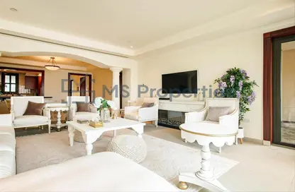 Townhouse - 2 Bedrooms - 3 Bathrooms for sale in East Porto Drive - Porto Arabia - The Pearl Island - Doha