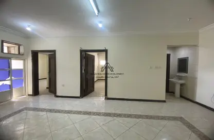 Apartment - 2 Bedrooms - 2 Bathrooms for rent in Fereej Bin Mahmoud - Doha