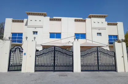 Villa - 5 Bedrooms - 4 Bathrooms for rent in Old Airport Road - Old Airport Road - Doha