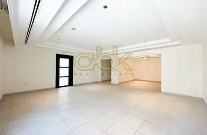 Apartment - 3 Bedrooms - 4 Bathrooms for rent in East Porto Drive - Porto Arabia - The Pearl Island - Doha