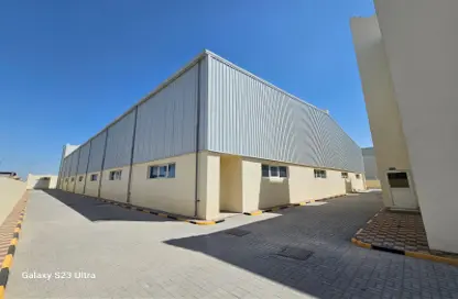 Warehouse - Studio - 6 Bathrooms for rent in East Industrial Street - Birkat Al Awamer - Al Wakra