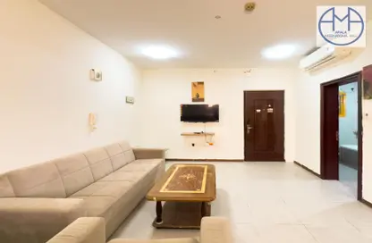 Apartment - 1 Bedroom - 1 Bathroom for rent in Umm Ghuwailina 4 - Umm Ghuwailina - Doha