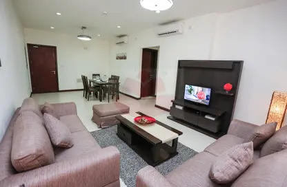 Apartment - 3 Bedrooms - 3 Bathrooms for rent in Les Roses Executive Apartments 3 - Al Mansoura - Doha