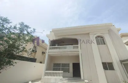 Villa - 5 Bedrooms - 6 Bathrooms for sale in D-Ring Road - D-Ring - Doha