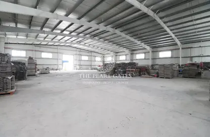 Warehouse - Studio - 2 Bathrooms for rent in East Industrial Street - Birkat Al Awamer - Al Wakra