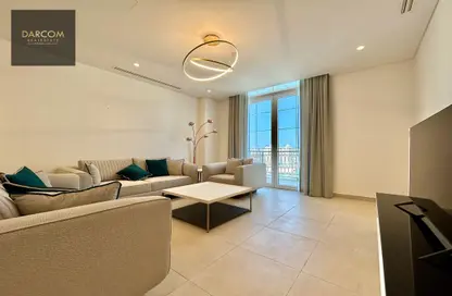 Apartment - 2 Bedrooms - 4 Bathrooms for rent in Floresta Gardens - Floresta Gardens - The Pearl Island - Doha