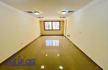 Apartment - 3 Bedrooms - 3 Bathrooms for rent in Al Sadd Road - Al Sadd - Doha