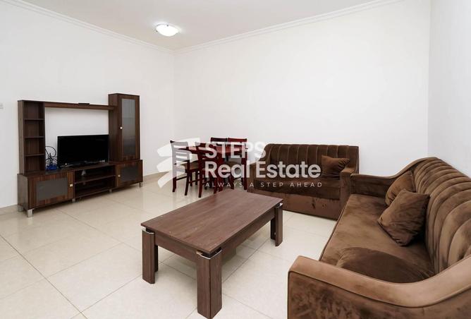 Apartment - 1 Bedroom - 1 Bathroom for rent in Al Aman Street - Umm Ghuwailina - Doha