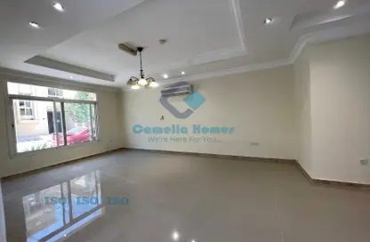 Villa - 4 Bedrooms - 4 Bathrooms for rent in Al Dana st - Muraikh - AlMuraikh - Doha