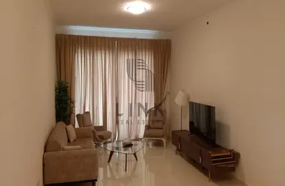 Apartment - 2 Bedrooms - 3 Bathrooms for rent in Viva West - Viva Bahriyah - The Pearl Island - Doha