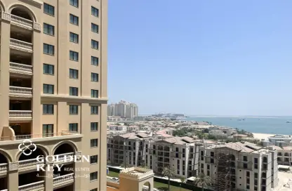 Apartment - 1 Bedroom - 2 Bathrooms for sale in West Porto Drive - Porto Arabia - The Pearl Island - Doha