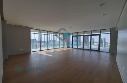 Apartment - 2 Bedrooms - 4 Bathrooms for rent in Waterfront Residential - The Waterfront - Lusail