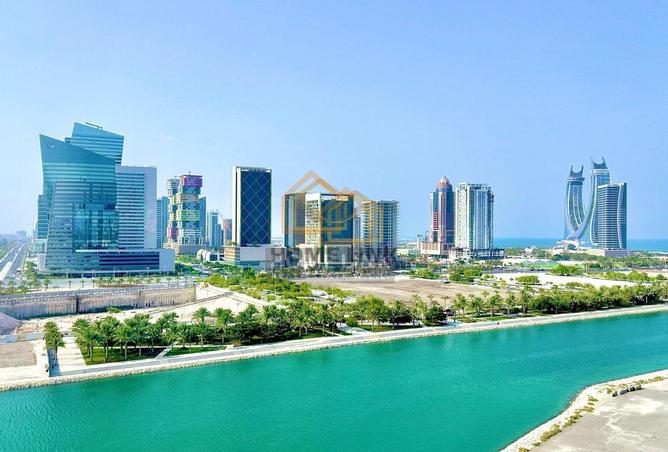 Apartment - 2 Bedrooms - 3 Bathrooms for rent in West Gate - West Bay Lagoon - Doha