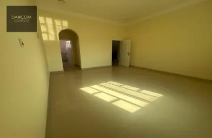 Villa - 6 Bedrooms - 7 Bathrooms for rent in Umm Salal Ali - Umm Salal Ali - Doha