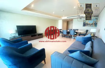 Apartment - 2 Bedrooms - 3 Bathrooms for rent in Tower 9 - Abraj Quartiers - The Pearl Island - Doha