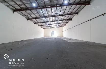 Warehouse - Studio - 2 Bathrooms for rent in Industrial Area 1 - Industrial Area - Doha