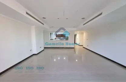 Apartment - 2 Bedrooms - 2 Bathrooms for rent in East Porto Drive - Porto Arabia - The Pearl Island - Doha